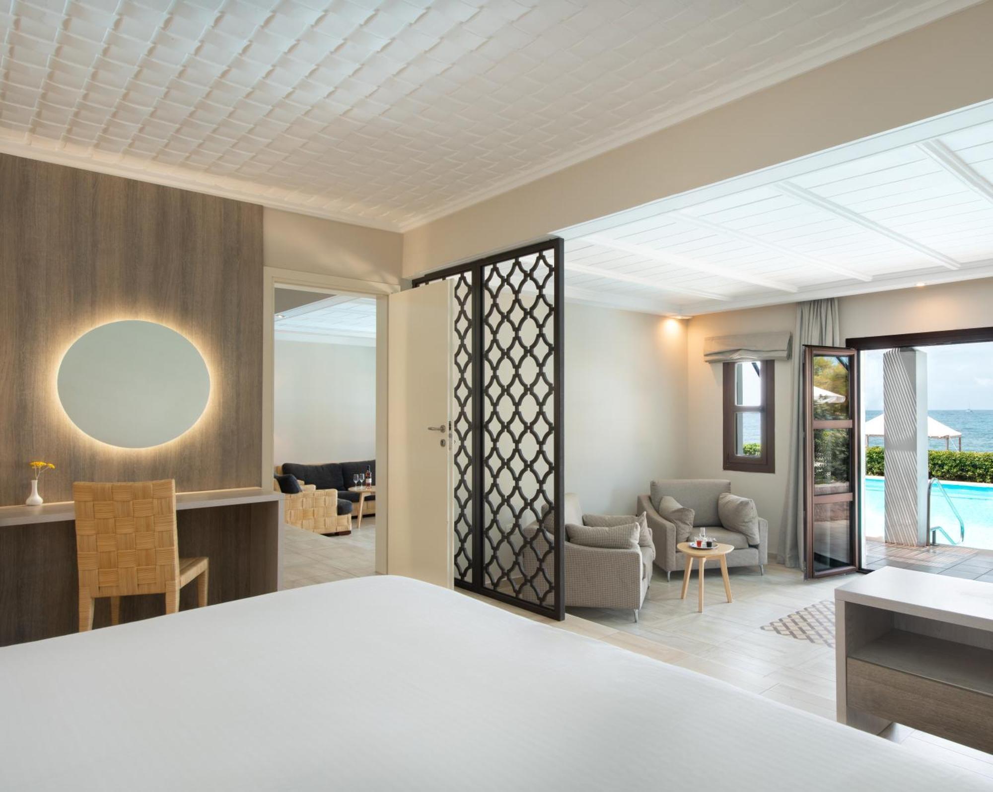 Mitsis Royal Mare Hotel Hersonissos  Exterior photo