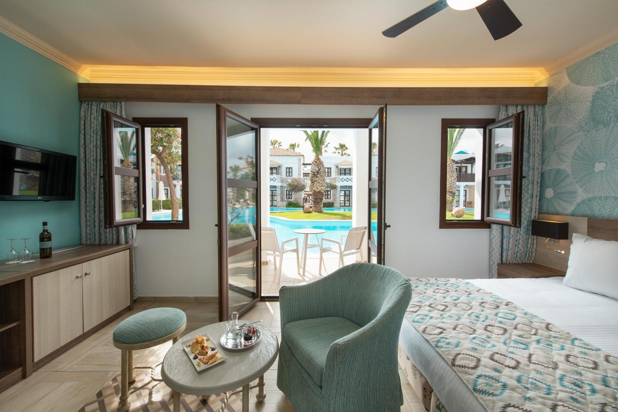 Mitsis Royal Mare Hotel Hersonissos  Exterior photo